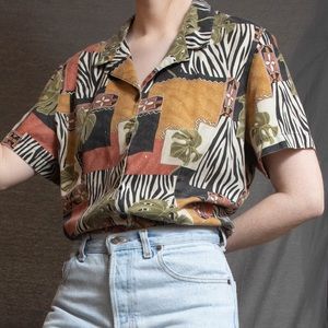 ❤️SOLD❤️Vintage Abstract Pattern Buttondown